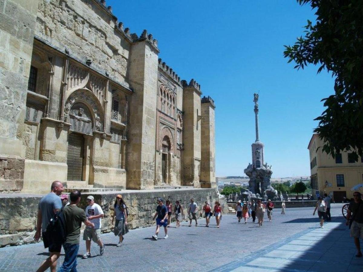 Apartamento La Muralla De San Lorenzo กอร์โดบา ภายนอก รูปภาพ